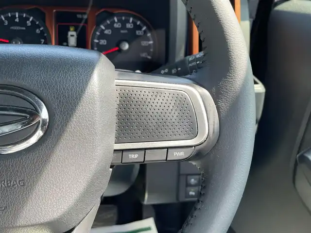 ダイハツ タフト G 宮崎県 2021(令3)年 2.9万km ブラックマイカメタリック 純正ナビ/（CD/DVD/Bluetooth/フルセグTV/USB)/バックカメラ/ガラスルーフ/・衝突軽減ブレーキ/ETC/シートヒーター/アイドリングストップ/スマートキー/スペアキー有/プッシュスタート/電子パーキング/オートホールド/ルーフレール/純正15インチアルミホイール/LEDヘッドライト