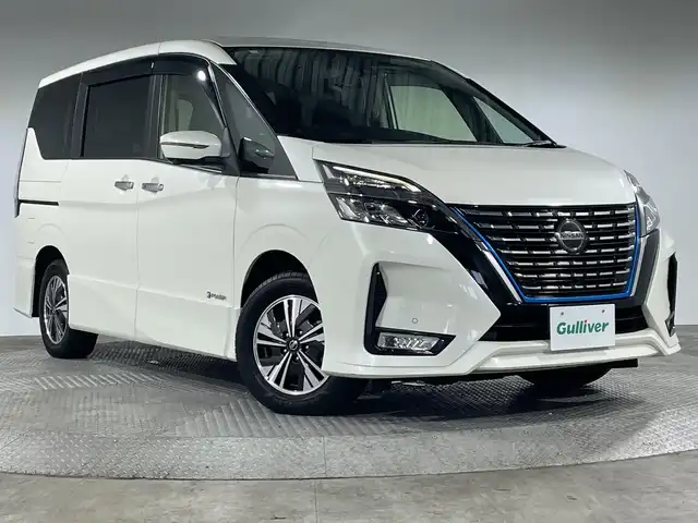 日産 セレナ e－パワー ハイウェイスター V 神奈川県 2021(令3)年 4万km ブリリアントホワイトパール 純正10型SDナビゲーション/AM FM Bluetooth フルセグ SD CD DVD/アラウンドビューモニター/純正フリップダウンモニター/両側パワースライドドア/プロパイロット/ブラインドスポットモニター/クリアランスソナー/ETC/電子パーキングブレーキ/オートホールド/革巻きステアリング/ステアリングリモコン/インテリジェントルームミラー/前後ドライブレコーダー/LEDヘッドライト/オートライト/オートマチックハイビーム/フォグランプ/電動格納ミラー/ウィンカーミラー/純正15インチアルミホイール/ドアバイザー