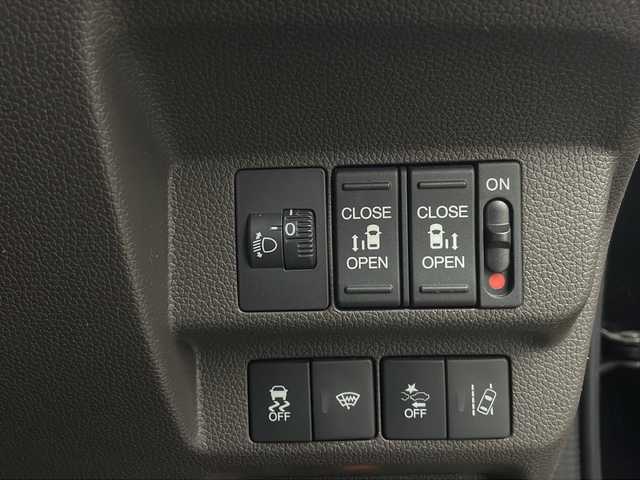 ホンダ フリード＋ G ホンダセンシング 栃木県 2019(令1)年 4.6万km クリスタルブラックパール ホンダセンシング/車線逸脱抑制機能/衝突軽減システム/横滑り防止/先行車発進お知らせ/標識認識機能/レーダークルーズコントロール/両側パワースライドドア/ドライブレコーダー/ＥＴＣ/シートヒーター/コーナーセンサー/プッシュスタート/純正フロアマット/電動格納ミラー/スマートキー/スペアキー