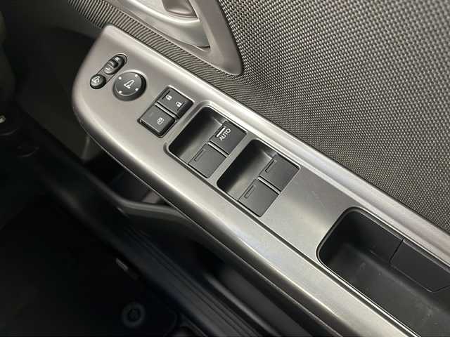 ホンダ フリード＋ G ホンダセンシング 栃木県 2019(令1)年 4.6万km クリスタルブラックパール ホンダセンシング/車線逸脱抑制機能/衝突軽減システム/横滑り防止/先行車発進お知らせ/標識認識機能/レーダークルーズコントロール/両側パワースライドドア/ドライブレコーダー/ＥＴＣ/シートヒーター/コーナーセンサー/プッシュスタート/純正フロアマット/電動格納ミラー/スマートキー/スペアキー