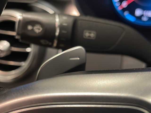 メルセデス・ベンツ Ｃ２００ 4マチック ローレウスED スポーツプラスPKG 新潟県 2020(令2)年 2.9万km オブシディアンブラック パナメリカーナグリル(純正車載)/スポーツプラスパッケージ/・レザーARTICOスポーツシー/・ステンレスアクセル＆ブレーキペダル/・エアボディコントロールサスペンション/・ヘッドアップディスプレイ/・フットトランクオープナー/・自動開閉トランクリッド/レーダーセーフティパッケージ/・アクティブディスタンスアシストディストロニック/・アクティブステアリングアシスト/・アクティブレーンチェンジアシスト/・アクティブエマージェンシーストップアシスト/・アクティブブレーキアシスト/・アクティブレーンキーピングアシスト/マルチビームLEDヘッドライト(ウルトラハイビーム付)/アンビエントライト/10.25インチワイドディスプレイ/・HDDナビゲーションシステム/・Apple Car Play/・TV/BT/・リアビューカメラ/パワーシート/シートヒーター/ETC2.0/パドルシフト/ワイヤレスチャージング