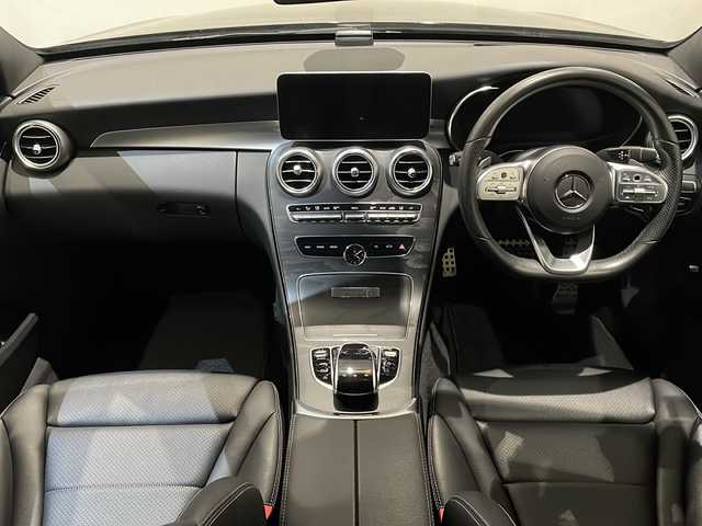 メルセデス・ベンツ Ｃ２００ 4マチック ローレウスED スポーツプラスPKG 新潟県 2020(令2)年 2.9万km オブシディアンブラック パナメリカーナグリル(純正車載)/スポーツプラスパッケージ/・レザーARTICOスポーツシー/・ステンレスアクセル＆ブレーキペダル/・エアボディコントロールサスペンション/・ヘッドアップディスプレイ/・フットトランクオープナー/・自動開閉トランクリッド/レーダーセーフティパッケージ/・アクティブディスタンスアシストディストロニック/・アクティブステアリングアシスト/・アクティブレーンチェンジアシスト/・アクティブエマージェンシーストップアシスト/・アクティブブレーキアシスト/・アクティブレーンキーピングアシスト/マルチビームLEDヘッドライト(ウルトラハイビーム付)/アンビエントライト/10.25インチワイドディスプレイ/・HDDナビゲーションシステム/・Apple Car Play/・TV/BT/・リアビューカメラ/パワーシート/シートヒーター/ETC2.0/パドルシフト/ワイヤレスチャージング