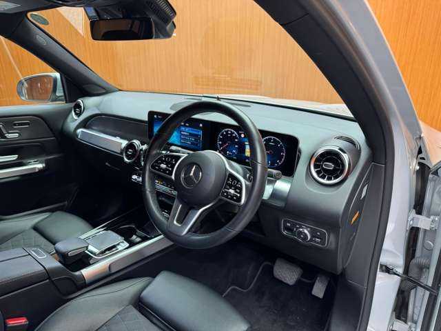 メルセデス・ベンツ ＧＬＢ２００ｄ 千葉県 2020(令2)年 5.4万km イリジウムシルバー パノラマSR　/純正ナビ　/360°カメラ　/ACC　/ハーフレザーシート　/シートヒーター　/パワーシート　/LEDヘッドライト　/オートライト　/電動リアゲート　/ドライブレコーダー　/BSM　/レーンアシスト　/純正18インチAW