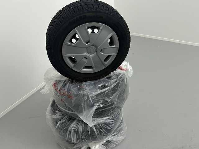 ホンダ フリード ハイブリット ジャストセレクション 福島県 2012(平24)年 7.1万km プレミアムホワイトパール /社外SDナビ//Bluetooth//フルセグテレビ//クルーズコントロール(追従無)//横滑り防止装置//盗難防止装置//ホイール付スタットレスタイヤ積載//社外アルミホイール//ETC//オートライト//アイドリングストップ//スペアキー