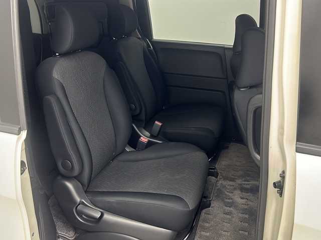 ホンダ フリード ハイブリット ジャストセレクション 福島県 2012(平24)年 7.1万km プレミアムホワイトパール /社外SDナビ//Bluetooth//フルセグテレビ//クルーズコントロール(追従無)//横滑り防止装置//盗難防止装置//ホイール付スタットレスタイヤ積載//社外アルミホイール//ETC//オートライト//アイドリングストップ//スペアキー