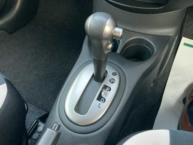 日産 ノート 愛媛県 2017(平29)年 3.3万km ブリリアントシルバー 社外ディスプレイオーディオ/・CD/DVD/アラウンドビューモニター/・バックカメラ/デジタルインナーミラー/ETC/衝突軽減ブレーキ/車線逸脱警報/アイドリングストップ/ISOFIX/プッシュスタート/・スペアキー/LEDヘッドライト/取扱説明書