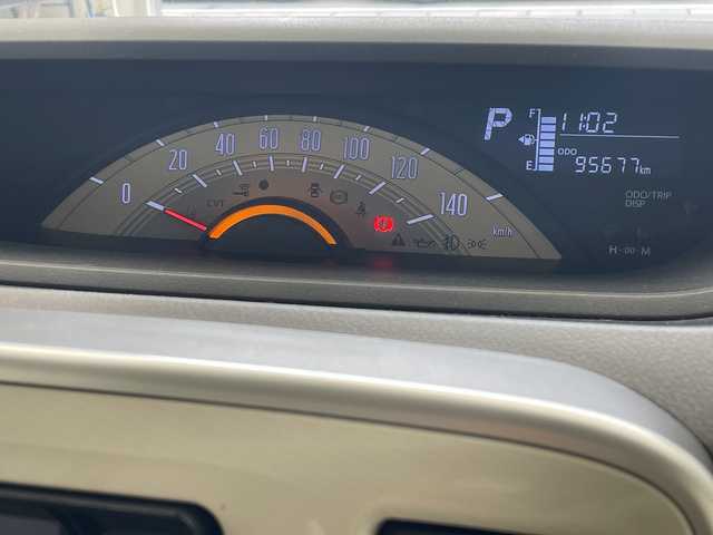 ダイハツ ムーヴ キャンバス X SA Ⅲ 沖縄県 2019(平31)年 9.6万km パールホワイトⅢ/ナチュラルベージュマイカメタリック 2トーン 社外ナビ　【AVN-R8W】/　(フルセグTV　Bluetooth　DVD　CD　SD)/バックカメラ/USB　/両側パワースライドドア　/プッシュスタート　/スマートキー　/スペアキー　/純正フロアマット　/オートマチックハイビーム　/オートライト　/オートエアコン　/パワーウィンドウ/衝突軽減ブレーキ