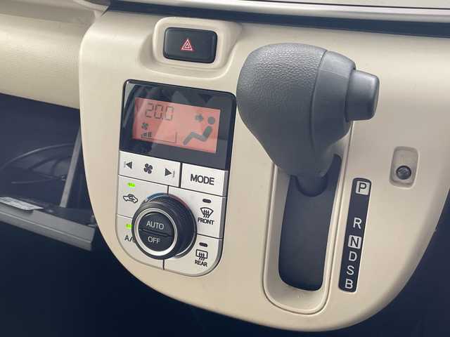 ダイハツ ムーヴ キャンバス X SA Ⅲ 沖縄県 2019(平31)年 9.6万km パールホワイトⅢ/ナチュラルベージュマイカメタリック 2トーン 社外ナビ　【AVN-R8W】/　(フルセグTV　Bluetooth　DVD　CD　SD)/バックカメラ/USB　/両側パワースライドドア　/プッシュスタート　/スマートキー　/スペアキー　/純正フロアマット　/オートマチックハイビーム　/オートライト　/オートエアコン　/パワーウィンドウ/衝突軽減ブレーキ