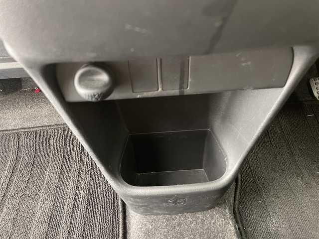 ダイハツ ムーヴ キャンバス X SA Ⅲ 沖縄県 2019(平31)年 9.6万km パールホワイトⅢ/ナチュラルベージュマイカメタリック 2トーン 社外ナビ　【AVN-R8W】/　(フルセグTV　Bluetooth　DVD　CD　SD)/バックカメラ/USB　/両側パワースライドドア　/プッシュスタート　/スマートキー　/スペアキー　/純正フロアマット　/オートマチックハイビーム　/オートライト　/オートエアコン　/パワーウィンドウ/衝突軽減ブレーキ