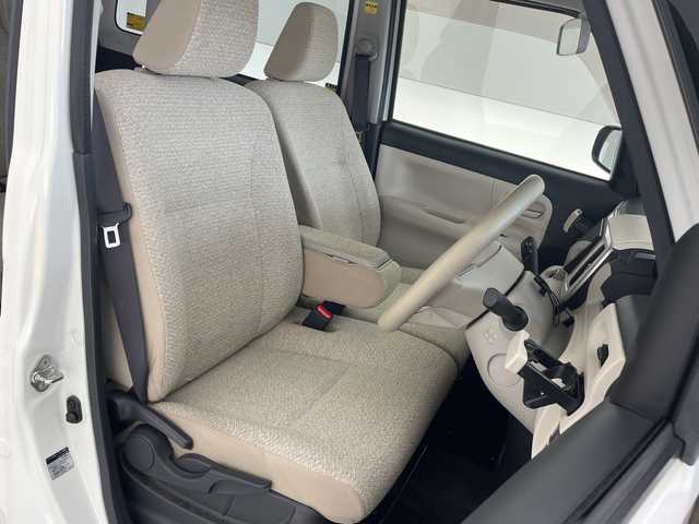 ダイハツ ムーヴ キャンバス X SA Ⅲ 沖縄県 2019(平31)年 9.6万km パールホワイトⅢ/ナチュラルベージュマイカメタリック 2トーン 社外ナビ　【AVN-R8W】/　(フルセグTV　Bluetooth　DVD　CD　SD)/バックカメラ/USB　/両側パワースライドドア　/プッシュスタート　/スマートキー　/スペアキー　/純正フロアマット　/オートマチックハイビーム　/オートライト　/オートエアコン　/パワーウィンドウ/衝突軽減ブレーキ