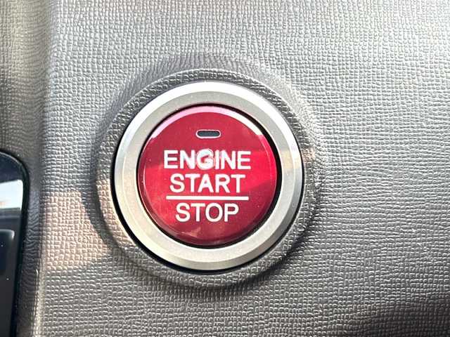 ホンダ Ｎ ＯＮＥ G 埼玉県 2013(平25)年 7.9万km クリスタルブラックパール (株)IDOMが運営する【じしゃロン熊谷店】の自社ローン専用車両になりますこちらは現金またはオートローンご利用時の価格です。自社ローンご希望の方は別途その旨お申付け下さい/社外メモリナビ(AVIC-MRZ02)/CD/ワンセグ/AUX/ETC/スマートキー/プッシュスタート/横滑り防止装置/フロアマット/ハロゲンライト/ライトレベライザー/社外アルミ１４インチ/電動格納ミラー/保証書