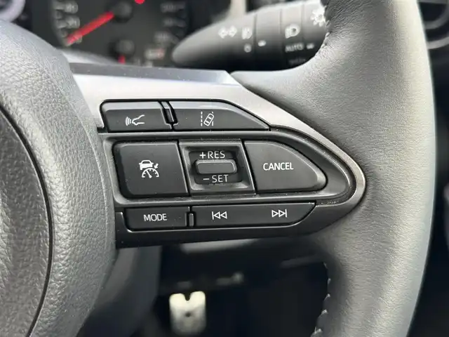 トヨタ ＧＲヤリス RZ ハイパフォーマンス 兵庫県 2023(令5)年 0.4万km プラチナホワイトパールマイカ 純正ナビ/JBLサウンド/バックカメラ/ETC2.0/Bluetooth接続可/純正BBS製18インチAW/ハーフレザーシート/LEDヘッドライト/レーダークルコン/スマートキー/ヘッドアップディスプレイ/トヨタセーフティセンス