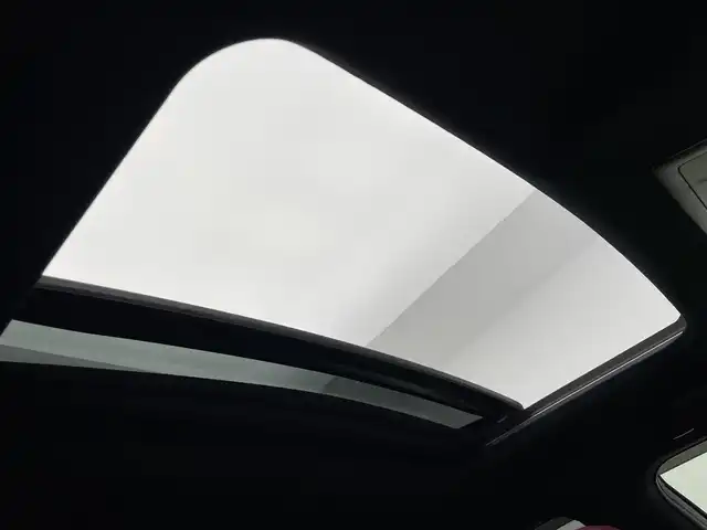レクサス ＮＸ 300h Fスポーツ 愛知県 2015(平27)年 6.4万km ソニッククォーツ 純正ナビ　フルセグＴＶ　ムーンルーフ　バックカメラ　電動格納リアシート　赤革　ベンチレーション　シートヒーター　３眼ＬＥＤヘッドライト　衝突軽減　前後ドラレコ　ＥＴＣ　ブルーレイ再生　ｎａｎｏｅ　禁煙　スぺアタイヤあり