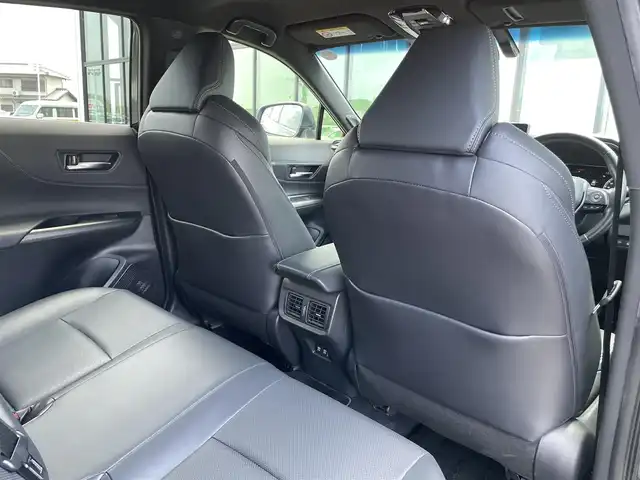 トヨタ ハリアー Z レザーパッケージ 香川県 2020(令2)年 2.5万km プレシャスブラックパール 登録時走行距離；24765km/純正ナビ/全方位カメラ/ETC/デジタルインナーミラー/衝突被害軽減システム/ブラインドスポットモニター/クルーズコントロール/ヘッドアップディスプレイ/クリアランスソナー/LEDヘッドライト/パワーシート/シートヒーター/ベンチレーション/シートメモリー/純正AW19インチ/スマートキー