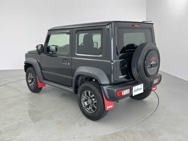 スズキ ジムニー シエラ JC 愛知県 2020(令2)年 2.4万km ブルーイッシュブラックパール3 ワンオーナー/純正8型メモリナビ【Bluetooth CD DVD フルセグ SD 品番：AVIC-RWS901II】/4WD/バックカメラ/ビルトインETC/デジタルインナーミラー【azur製】/・ドライブレコーダー付き/トランスファーレバー/クルーズコントロール/衝突軽減ブレーキ/ダウンヒルアシストコントロール/レーンキープアシスト/LEDライト/オートライト/オートマチックハイビーム/フォグランプ/ヘッドライトウォッシャー/前席シートヒーター/ステアリングリモコン/純正フロアマット/純正ドアバイザー/純正アルミホイール/取扱説明書/保証書/禁煙車