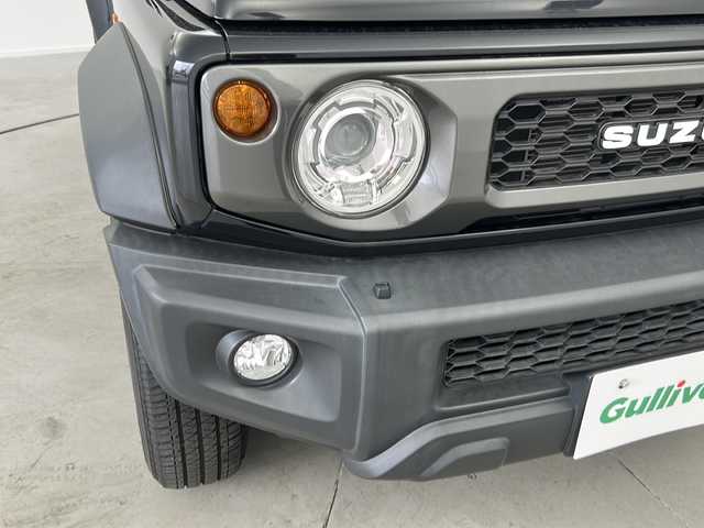 スズキ ジムニー シエラ JC 愛知県 2020(令2)年 2.4万km ブルーイッシュブラックパール3 ワンオーナー/純正8型メモリナビ【Bluetooth CD DVD フルセグ SD 品番：AVIC-RWS901II】/4WD/バックカメラ/ビルトインETC/デジタルインナーミラー【azur製】/・ドライブレコーダー付き/トランスファーレバー/クルーズコントロール/衝突軽減ブレーキ/ダウンヒルアシストコントロール/レーンキープアシスト/LEDライト/オートライト/オートマチックハイビーム/フォグランプ/ヘッドライトウォッシャー/前席シートヒーター/ステアリングリモコン/純正フロアマット/純正ドアバイザー/純正アルミホイール/取扱説明書/保証書/禁煙車