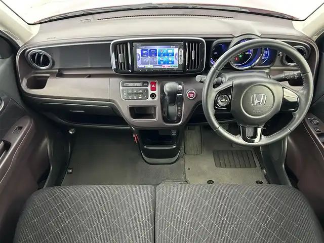 ホンダ Ｎ ＯＮＥ プレミアム 群馬県 2014(平26)年 6.2万km ミラノレッド 純正７型ナビ（ワンセグ、ＣＤ、ＤＶＤ、ＳＤ）　Ｂｌｕｅｔｏｏｔｈ　バックカメラ　禁煙車　衝突軽減システム　ＥＴＣ　オートライト　オートエアコン　電動格納ミラー　プッシュスタート　スマートキー　純アルミ