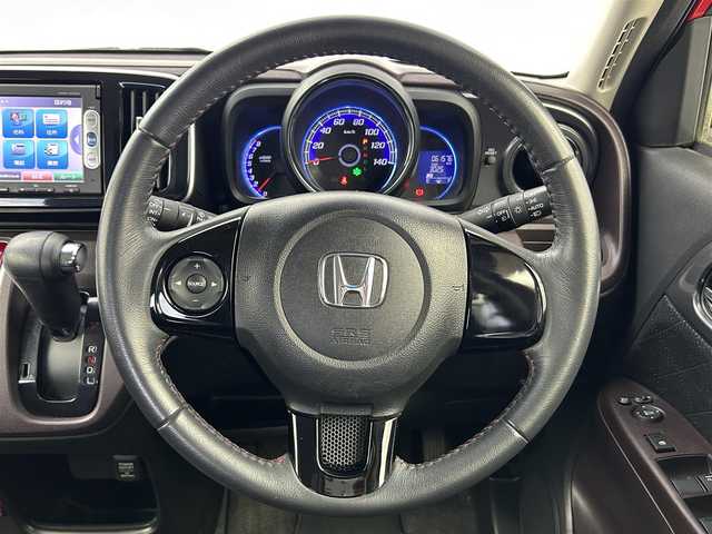 ホンダ Ｎ ＯＮＥ プレミアム 群馬県 2014(平26)年 6.2万km ミラノレッド 純正７型ナビ（ワンセグ、ＣＤ、ＤＶＤ、ＳＤ）　Ｂｌｕｅｔｏｏｔｈ　バックカメラ　禁煙車　衝突軽減システム　ＥＴＣ　オートライト　オートエアコン　電動格納ミラー　プッシュスタート　スマートキー　純アルミ