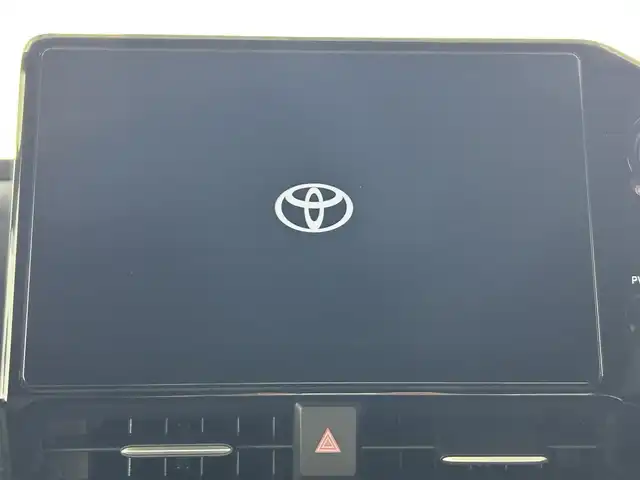 トヨタ ノア S－Z 熊本県 2024(令6)年 2.2万km アティチュードブラックマイカ 純正10.5ナビ/CD/DVD/フルセグTV/Bluetooth/HDMI/純正13.2インチ後席モニター/両側パワースライドドア/トヨタセーフティセンス/プリクラッシュセーフティ/レーンディパーチャーアラート/クリアランスソナー/パーキングサポートブレーキ/ヘッドアップディスプレイ/ロードサインアシスト/レーダークルーズコントロール/オートマッチックハイビーム/ハーフレザーシート/前席シートヒーター/デジタルインナーミラー/サンシェード/オットマン/USB入力/タイプC/USB充電/純正17インチアルミホイール