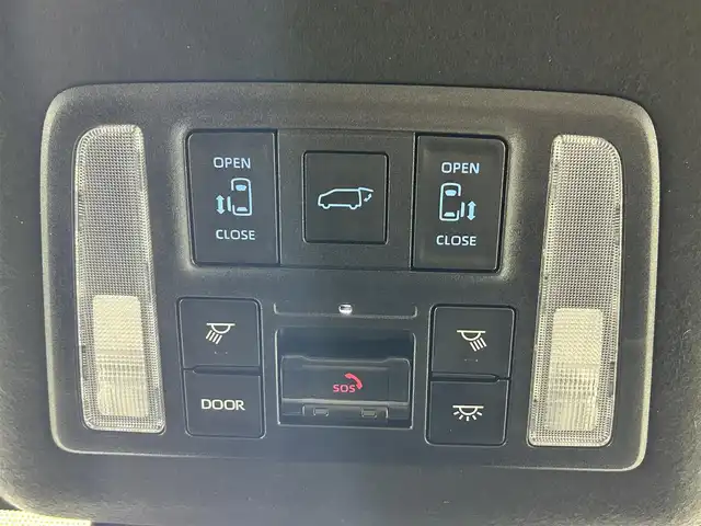 トヨタ ノア S－Z 熊本県 2024(令6)年 2.2万km アティチュードブラックマイカ 純正10.5ナビ/CD/DVD/フルセグTV/Bluetooth/HDMI/純正13.2インチ後席モニター/両側パワースライドドア/トヨタセーフティセンス/プリクラッシュセーフティ/レーンディパーチャーアラート/クリアランスソナー/パーキングサポートブレーキ/ヘッドアップディスプレイ/ロードサインアシスト/レーダークルーズコントロール/オートマッチックハイビーム/ハーフレザーシート/前席シートヒーター/デジタルインナーミラー/サンシェード/オットマン/USB入力/タイプC/USB充電/純正17インチアルミホイール