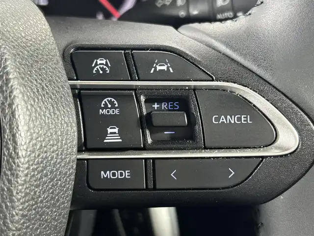 トヨタ ノア S－Z 熊本県 2024(令6)年 2.2万km アティチュードブラックマイカ 純正10.5ナビ/CD/DVD/フルセグTV/Bluetooth/HDMI/純正13.2インチ後席モニター/両側パワースライドドア/トヨタセーフティセンス/プリクラッシュセーフティ/レーンディパーチャーアラート/クリアランスソナー/パーキングサポートブレーキ/ヘッドアップディスプレイ/ロードサインアシスト/レーダークルーズコントロール/オートマッチックハイビーム/ハーフレザーシート/前席シートヒーター/デジタルインナーミラー/サンシェード/オットマン/USB入力/タイプC/USB充電/純正17インチアルミホイール