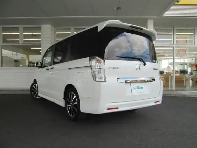 ホンダ ステップワゴン スパーダ Z クールスピリット 千葉県 2013(平25)年 2.6万km ホワイトオーキッドパール ワンオーナー			/社外HDDナビ【AVIC-VH099】			/オーディオ【CD/DVD/MSV】					/両側パワースライドドア/ディスチャージヘッドライト		/純正17インチAW/ターンランプ付電動格納ドアミラー/ハーフレザーシート/パドルシフト付き革巻きステアリング/クルーズコントロール/オートライト/ETC/アイドリングストップ/横滑り防止装置/スマートキー×2					/新車整備手帳/取扱説明書/ナビ説明書