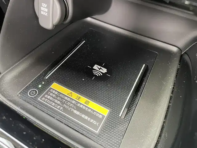 ホンダ ヴェゼル ハイブリッド e:HEV Z 熊本県 2022(令4)年 3万km パール 純正ナビ　BT/USB/AM/FM/フルセグTV/バックカメラ/ホンダセンシング/パワーテールゲート/オートクルーズコントロール/本革巻きステアリング/・ステアリングヒーター/・ステアリングリモコン/・パドルシフト/ビルトインETC2.0/電子パーキング/・オートブレーキホールド/ハーフレザーシート/・D/Nシートヒーター/LEDヘッドライト/・オートライト/プッシュスタート/・スマートキー/・スペアキー×１/ウインカーミラー/・電動格納ミラー