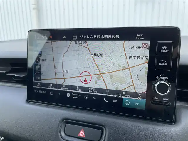 ホンダ ヴェゼル ハイブリッド e:HEV Z 熊本県 2022(令4)年 3万km パール 純正ナビ　BT/USB/AM/FM/フルセグTV/バックカメラ/ホンダセンシング/パワーテールゲート/オートクルーズコントロール/本革巻きステアリング/・ステアリングヒーター/・ステアリングリモコン/・パドルシフト/ビルトインETC2.0/電子パーキング/・オートブレーキホールド/ハーフレザーシート/・D/Nシートヒーター/LEDヘッドライト/・オートライト/プッシュスタート/・スマートキー/・スペアキー×１/ウインカーミラー/・電動格納ミラー