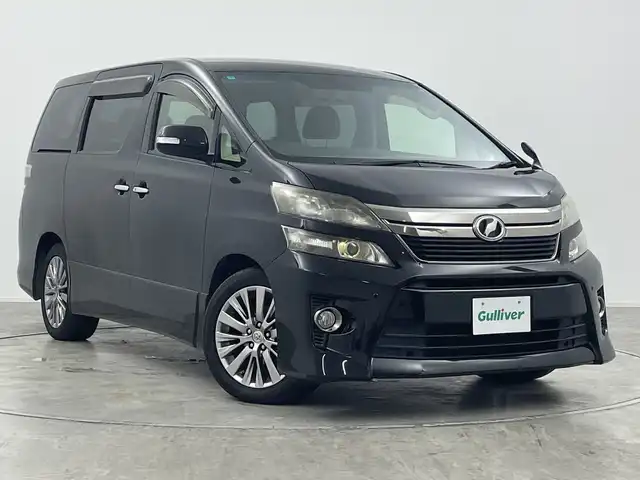 トヨタ ヴェルファイア 2．4Z ゴールデンアイズ 群馬県 2013(平25)年 7.6万km ブラック 純正後席モニター　純正ナビ　フルセグＴＶ　バックカメラ　両側電動スライドドア　電動リアゲート　クルーズコントロール　オートライト　ＨＩＤヘットライト　ＥＴＣ　ハーフレザーシート　スマートキー　禁煙車