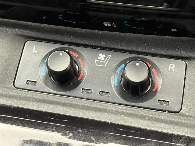 トヨタ アルファード S Cパッケージ 滋賀県 2019(令1)年 4.6万km ブラック 純正１０インチナビ/(CD/DVD/Bluetooth/フルセグTV)/モデリスタエアロ/クリアランスソナー/バックカメラ/両側パワースライドドア/ブラインドスポットモニター/レーダークルーズコントロール/パワーバックドア/純正デジタルインナーミラー/純正フリップダウンモニター/シートヒーター/シートベンチレーション/ステアリングヒーター/LEDヘッドライト/オートライト/オートハイビーム