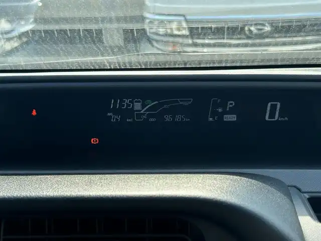 トヨタ アクア X－URBAN 京都府 2015(平27)年 9.7万km ライムホワイトパールクリスタルシャイン (株)IDOMが運営する【じしゃロン伏見店】の自社ローン対象車両になります。こちらは現金ご利用時の価格です。自社ローンご希望の方は別途その旨お申付け下さい。/カーオーディオ(AM/FM/CD/AUX/USB)/ETC/ハーフレザーシート/純正16インチアルミホイール/スマートキー/プッシュスタート/純正フロアマット/LEDヘッドライト/オートライト