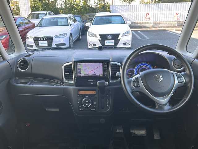 スズキ スペーシア カスタム XS ターボ 埼玉県 2017(平29)年 5.5万km クリスタルホワイトP 純正ナビ　/フルセグ/DVD/CD/BT/FM/AM/両側パワースライドドア/バックカメラ　/運転席シートヒーター　/ビルトインＥＴＣ　/クルーズコントロール　/パドルシフト　/衝突軽減システム　/アイドリングストップ　/レーンキープアシスト　/フォグランプ/ステアリングスイッチ/オートライト/保証書　/取扱説明書