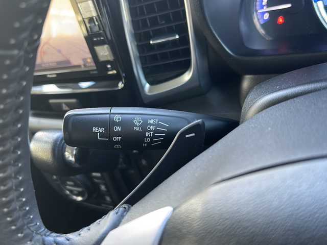 スズキ スペーシア カスタム XS ターボ 埼玉県 2017(平29)年 5.5万km クリスタルホワイトP 純正ナビ　/フルセグ/DVD/CD/BT/FM/AM/両側パワースライドドア/バックカメラ　/運転席シートヒーター　/ビルトインＥＴＣ　/クルーズコントロール　/パドルシフト　/衝突軽減システム　/アイドリングストップ　/レーンキープアシスト　/フォグランプ/ステアリングスイッチ/オートライト/保証書　/取扱説明書