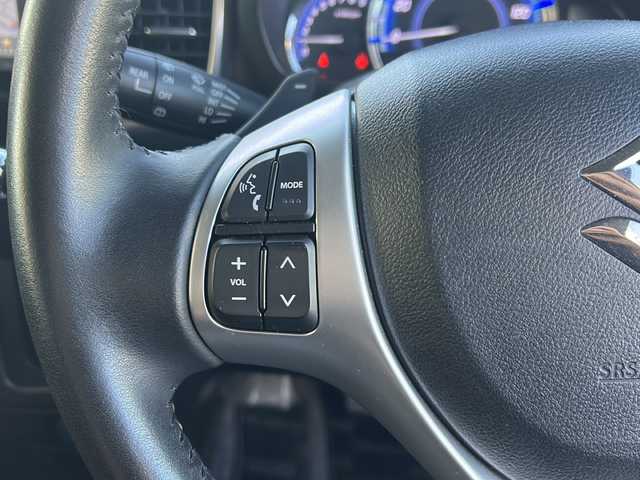 スズキ スペーシア カスタム XS ターボ 埼玉県 2017(平29)年 5.5万km クリスタルホワイトP 純正ナビ　/フルセグ/DVD/CD/BT/FM/AM/両側パワースライドドア/バックカメラ　/運転席シートヒーター　/ビルトインＥＴＣ　/クルーズコントロール　/パドルシフト　/衝突軽減システム　/アイドリングストップ　/レーンキープアシスト　/フォグランプ/ステアリングスイッチ/オートライト/保証書　/取扱説明書