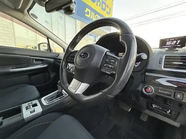 スバル レヴォーグ 1．6GT アイサイト プラウドED 群馬県 2015(平27)年 11.6万km クリスタルホワイトP (株)IDOMが運営する【じしゃロン伊勢崎店】の自社ローン専用車両になりますこちらは現金またはオートローンご利用時の価格です。自社ローンご希望の方は別途その旨お申付け下さい/アイサイト/純正メモリーナビゲーション/バックカメラ/CD/DVD/SD/BT/DTV/USB/パドルシフト/D席パワーシート/HIDヘッドライト/BSM/ETC/オートライト/アイドリングストップ/フォグライト/ドアバイザー/純正フロアマット