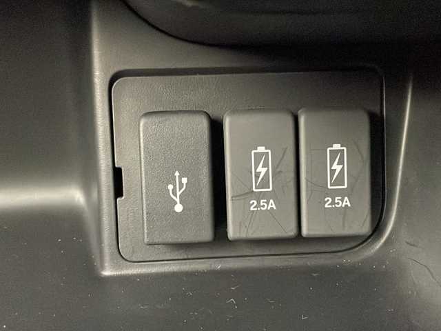 ホンダ Ｎ ＢＯＸ カスタム G L ホンダセンシング 茨城県 2017(平29)年 3.2万km シャイニンググレーM 純正ナビ/フルセグTV/バックカメラ/ETC/ドライブレコーダー/追従クルーズコントロール/片側パワースライドドア/純正14インチアルミホイール/コーナーセンサー/アイドリングストップ/LEDヘッドライト/衝突軽減ブレーキ/横滑り防止装置