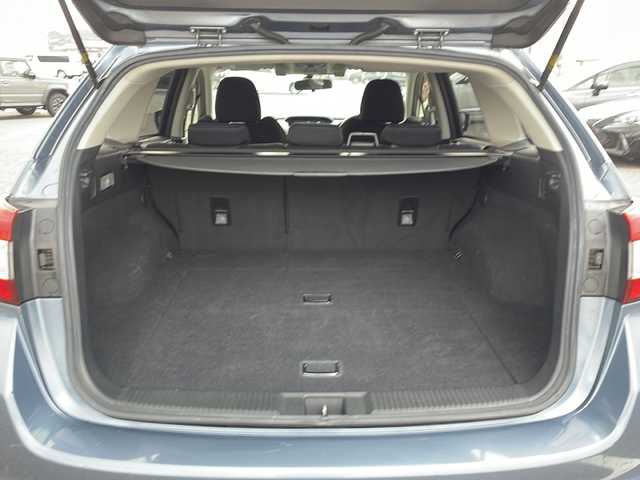 スバル レヴォーグ 1．6GT－S アイサイト 島根県 2014(平26)年 6.4万km スティールブルーグレーM アイサイト/4WD/ターボ/社外7インチSDナビゲーション(CN-R300D)/フルセグ SD CD DVD/レーダークルーズコントロール/バックカメラ/パドルシフト/D/N席パワーシート/LEDヘッドライト/AUTOライト/フォグライト/ETC/電子パーキング/アイドリングストップ/革巻きステアリング/ISOFIX/純正18インチアルミホイール