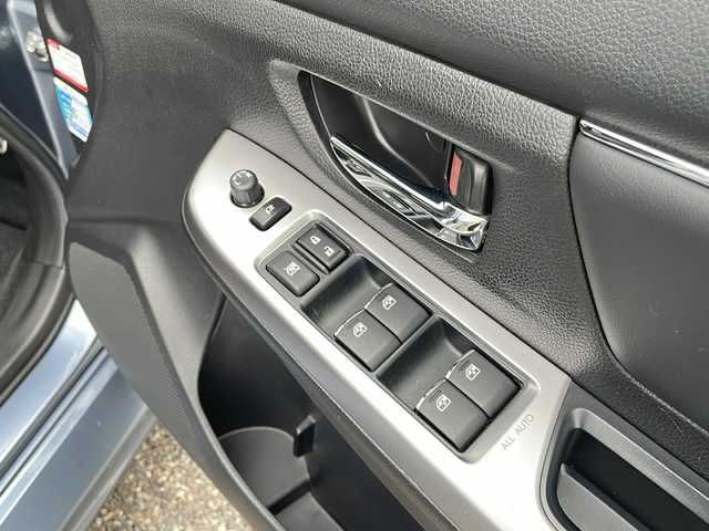 スバル レヴォーグ 1．6GT－S アイサイト 島根県 2014(平26)年 6.4万km スティールブルーグレーM アイサイト/4WD/ターボ/社外7インチSDナビゲーション(CN-R300D)/フルセグ SD CD DVD/レーダークルーズコントロール/バックカメラ/パドルシフト/D/N席パワーシート/LEDヘッドライト/AUTOライト/フォグライト/ETC/電子パーキング/アイドリングストップ/革巻きステアリング/ISOFIX/純正18インチアルミホイール