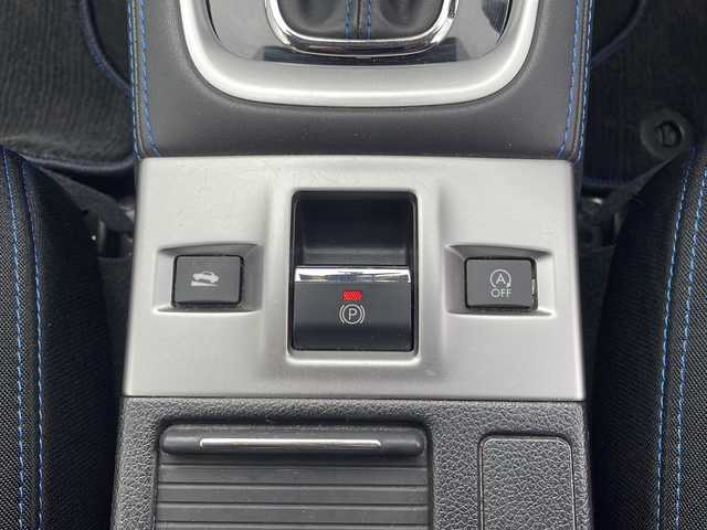 スバル レヴォーグ 1．6GT－S アイサイト 島根県 2014(平26)年 6.4万km スティールブルーグレーM アイサイト/4WD/ターボ/社外7インチSDナビゲーション(CN-R300D)/フルセグ SD CD DVD/レーダークルーズコントロール/バックカメラ/パドルシフト/D/N席パワーシート/LEDヘッドライト/AUTOライト/フォグライト/ETC/電子パーキング/アイドリングストップ/革巻きステアリング/ISOFIX/純正18インチアルミホイール