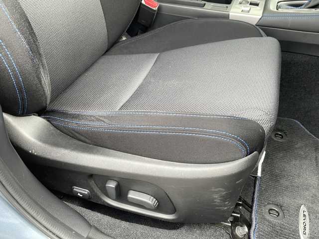 スバル レヴォーグ 1．6GT－S アイサイト 島根県 2014(平26)年 6.4万km スティールブルーグレーM アイサイト/4WD/ターボ/社外7インチSDナビゲーション(CN-R300D)/フルセグ SD CD DVD/レーダークルーズコントロール/バックカメラ/パドルシフト/D/N席パワーシート/LEDヘッドライト/AUTOライト/フォグライト/ETC/電子パーキング/アイドリングストップ/革巻きステアリング/ISOFIX/純正18インチアルミホイール