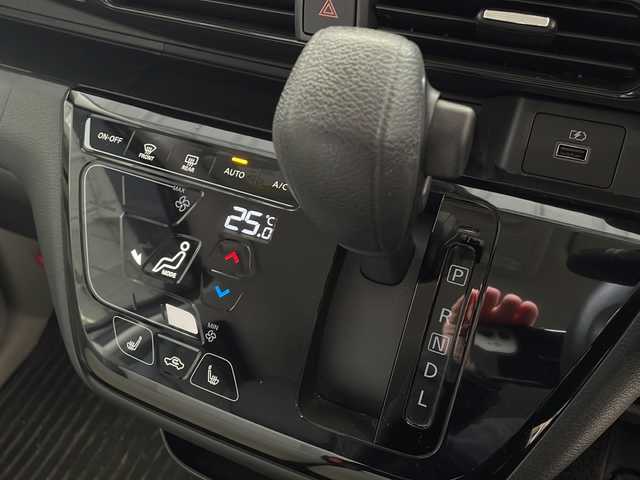 日産 デイズ X 岩手県 2020(令2)年 4.2万km アッシュブラウンM 社外メモリーナビ/AM/FM/CD/DVD/Bluetooth/フルセグTV/バックカメラ/ETC/衝突被害軽減ブレーキ/レーンキープアシスト/横滑り防止装置/シートヒーター/オートライト/LEDヘッドライト/スマートキー/プッシュスタート/電動格納ミラー/社外14インチAW/純正ドアバイザー