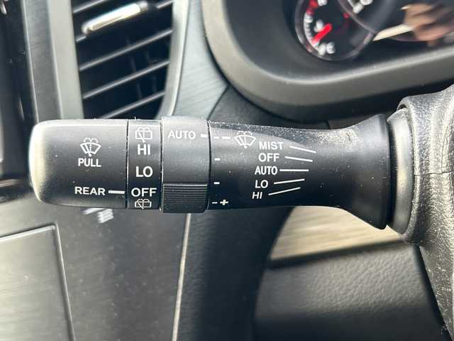 スバル レガシィ ツーリングワゴン 2．5i Lパッケージ 山口県 2012(平24)年 8.1万km ダークグレーメタリック 社外HDDナビ/ワンセグTV/バックカメラ/スマートキー＆プッシュスタート/社外レーダー探知機/横滑り防止装置/アイドリングストップ/前席パワーシート/キセノンライト/フォグライト/オートライト/オールオートパワーウィンドゥ/クルーズコントロール/パドルシフト/保証書・取説/スペアキー1個