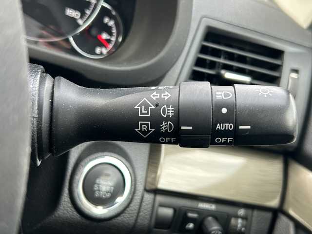 スバル レガシィ ツーリングワゴン 2．5i Lパッケージ 山口県 2012(平24)年 8.1万km ダークグレーメタリック 社外HDDナビ/ワンセグTV/バックカメラ/スマートキー＆プッシュスタート/社外レーダー探知機/横滑り防止装置/アイドリングストップ/前席パワーシート/キセノンライト/フォグライト/オートライト/オールオートパワーウィンドゥ/クルーズコントロール/パドルシフト/保証書・取説/スペアキー1個