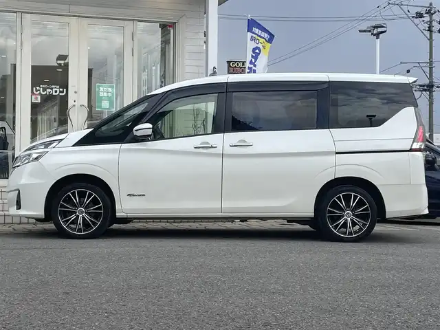 日産 セレナ