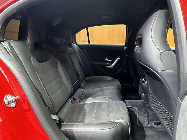 メルセデス・ベンツ Ａ２００ｄ AMGライン 千葉県 2019(令1)年 4.6万km ジュピターレッド ＡＣＣ　/半革シート　/ナビ　/ＴＶ　/Ｂカメラ　/電動シート　/シートヒーター　/アクティブパーキングアシスト　/ＬＥＤヘッドライト　/オートハイビーム　/衝突軽減Ｂ　/ＢＳＭ　/ＬＫＡ　/ＥＴＣ　/ドラレコ　/禁煙車