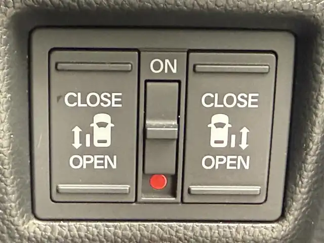 ホンダ Ｎ ＢＯＸ カスタム EX 千葉県 2021(令3)年 2.2万km プラチナホワイトパール SDナビゲーション/Bluetooth機能/バックカメラ/フルセグ/前後ドラレコ/ETC/純正14インチAW/パーキングセンサー/スマートキー/シーケンシャルウィンカー/ウィンカーミラー/LEDヘッドライト