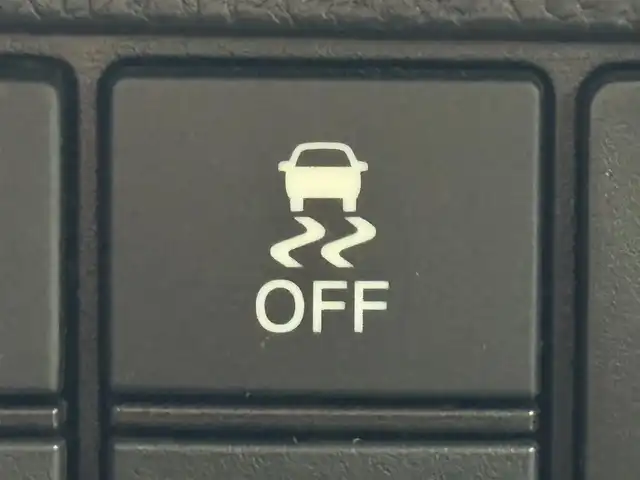 ホンダ Ｎ ＢＯＸ カスタム EX 千葉県 2021(令3)年 2.2万km プラチナホワイトパール SDナビゲーション/Bluetooth機能/バックカメラ/フルセグ/前後ドラレコ/ETC/純正14インチAW/パーキングセンサー/スマートキー/シーケンシャルウィンカー/ウィンカーミラー/LEDヘッドライト