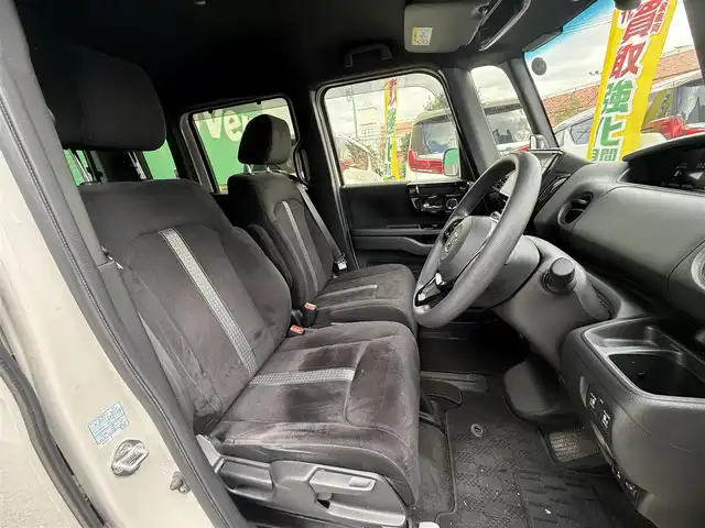 ホンダ Ｎ ＢＯＸ カスタム EX 千葉県 2021(令3)年 2.2万km プラチナホワイトパール SDナビゲーション/Bluetooth機能/バックカメラ/フルセグ/前後ドラレコ/ETC/純正14インチAW/パーキングセンサー/スマートキー/シーケンシャルウィンカー/ウィンカーミラー/LEDヘッドライト