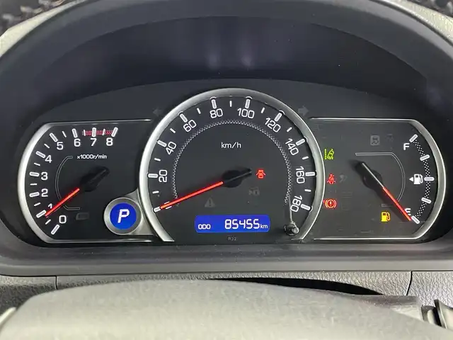 トヨタ ヴォクシー ZS 煌 茨城県 2016(平28)年 8.6万km アイスチタニウムマイカメタリック 純正ナビ/バックカメラ/フルセグ/衝突被害軽減ブレーキ/車線逸脱抑制装置/オートマチックハイビーム/両側電動スライドドア/ETC/純正16インチAW/LEDヘッドライト/スマートキー