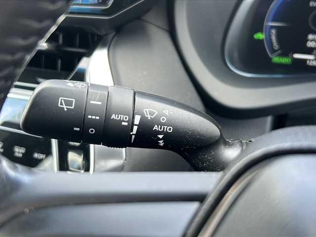 トヨタ ハリアー ハイブリッド Z レザーパッケージ 青森県 2023(令5)年 1.3万km プラチナホワイトパールマイカ ・4WD/・純正ディスプレイオーディオナビ/・プレミアムJBLサウンド/・フルセグ/Bluetooth/・全方位モニター/・デジタルインナーミラー/・ガラスルーフ/・本革シート(黒)/・シートヒーター/・エアシート/・衝突軽減ブレーキ/・ブラインドスポットモニター/・レーンキープアシスト/・レーダークルーズコントロール/・前後コーナーセンサー/・パワーバックドア/・置くだけ充電/・ステリングヒーター/・純正LEDヘッドライト/・オートマチックハイビーム/・ETC/・スマートキー/・プッシュスタート/・純正19インチAW/・スペアキー/・保証書・取説あり